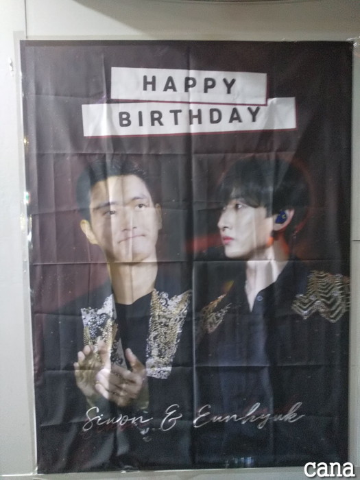 Wcafe(2).jpg